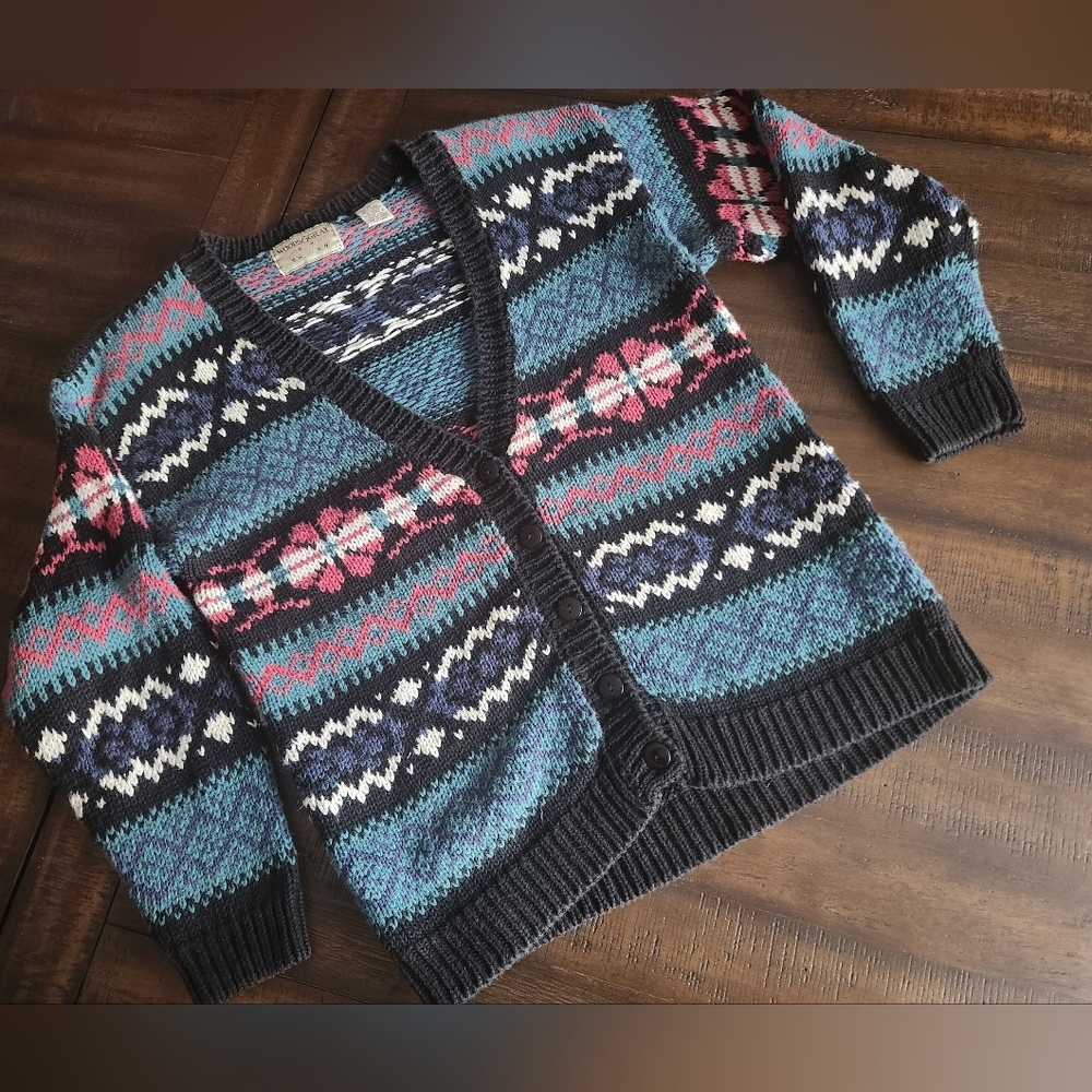 Med Woods & Gray Button Sweater